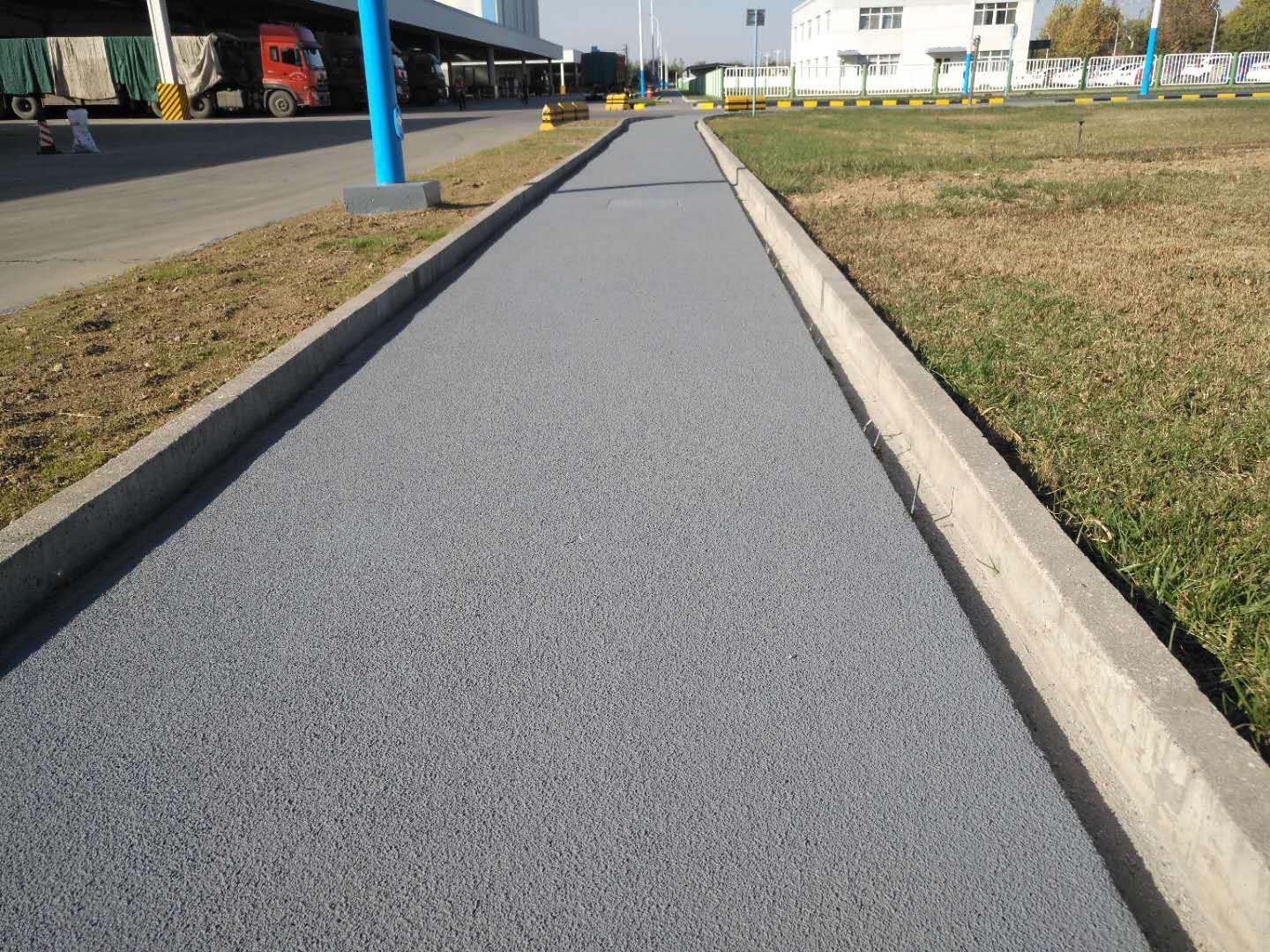 水性环氧地坪漆 防滑路面的环保守护者